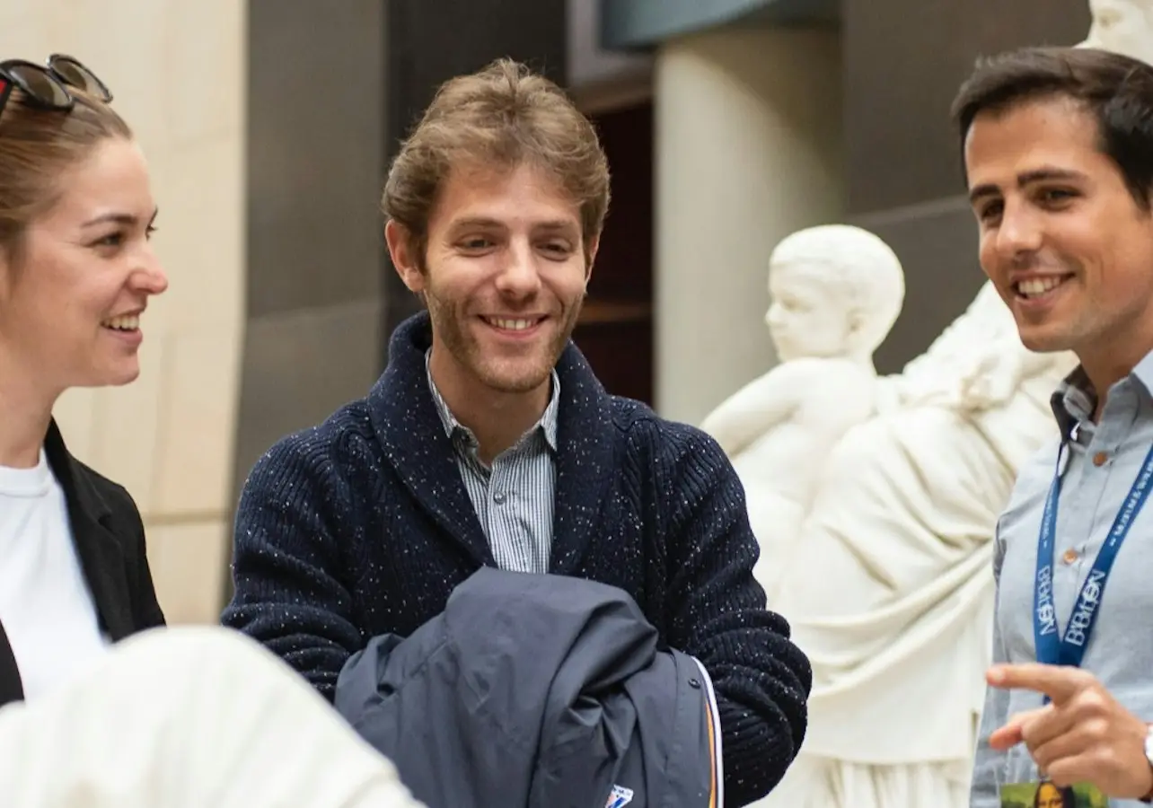 Guide giving a tour for babylon Tours